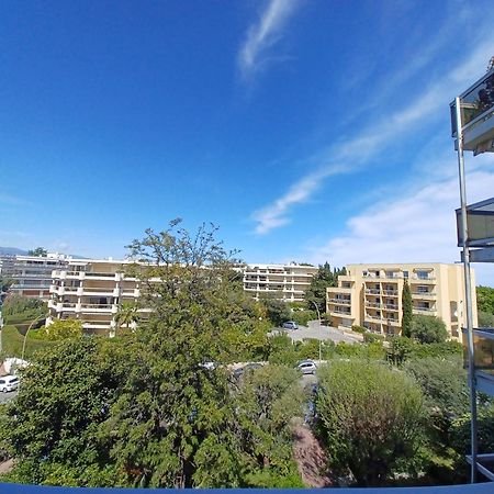 Juan Les Pins Tanit Studio Climatise Vue Sur Mer Piscine Antibes Bagian luar foto